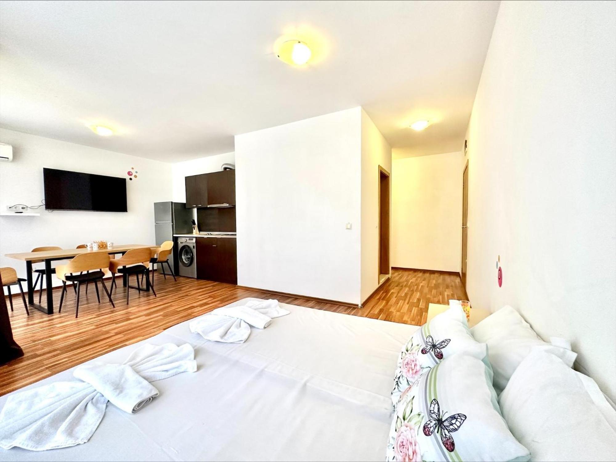 Sunny View Central - Menada Apartments Sunny Beach Habitación foto